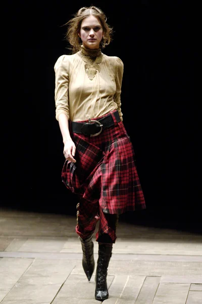 Look 27